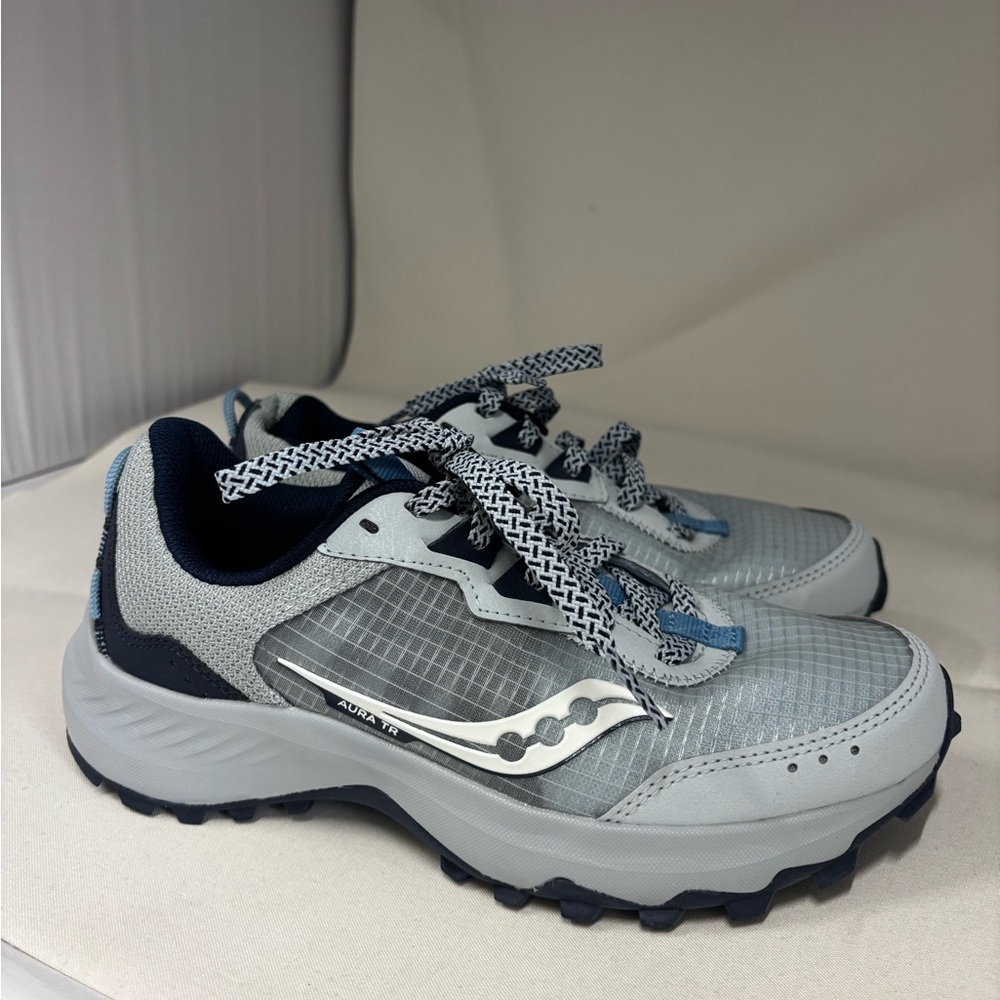 NWOT Saucony Aura TR Women’s Shoes - Picture 2 of 9